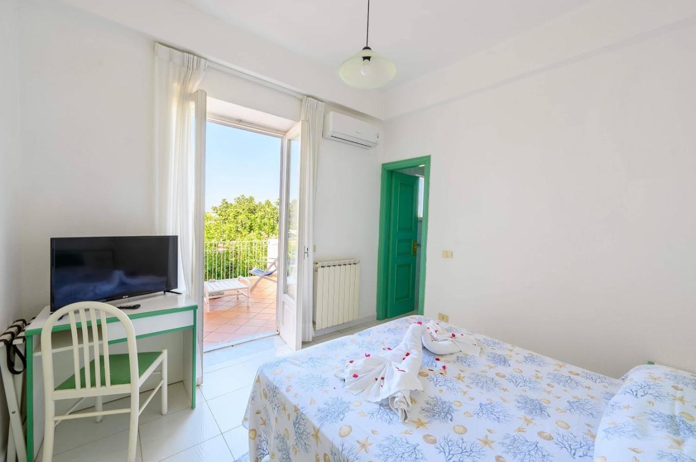 Av Club Terme Colella Hotel Forio di Ischia Exterior foto